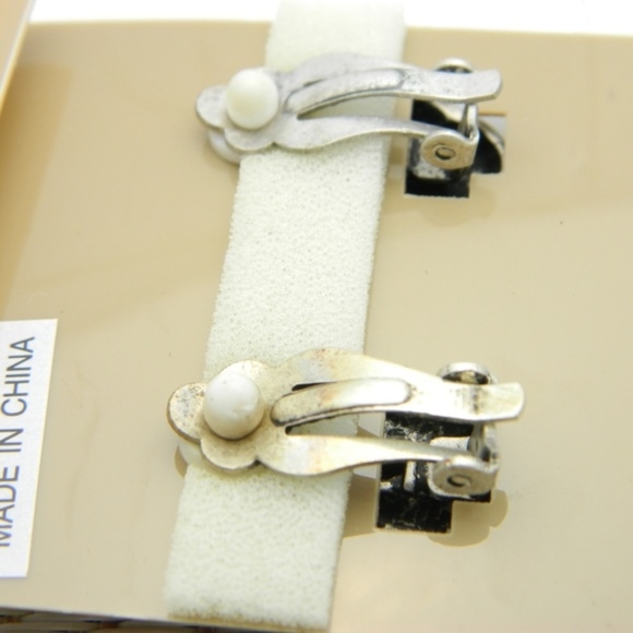 Coldwater Creek Earrings - Picture 3 of 4